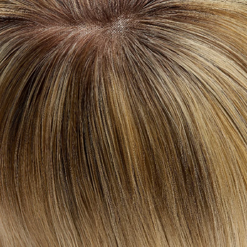 12FS8* | Shaded Praline | Lt Gold Brown. Lt Natural Gold Blonde & Pale Natural Gold-Blonde Blend. Shaded w/Med Brown