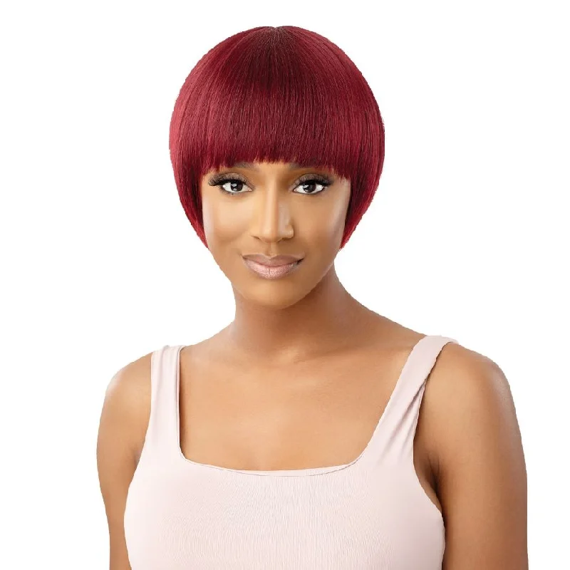 Synthetic bob wig with a natural - looking textureOutre WIGPOP Synthetic Wig - Honey ( STRAWBERRY BLONDE only)