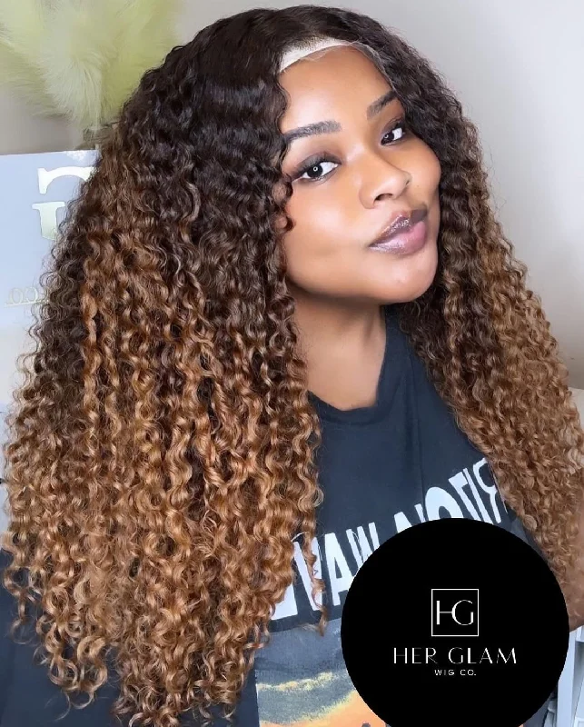 Human - hair curly wig with a bouncy and natural movement5*5 KINKY CURLY OMBRÉ HONEY BLONDE