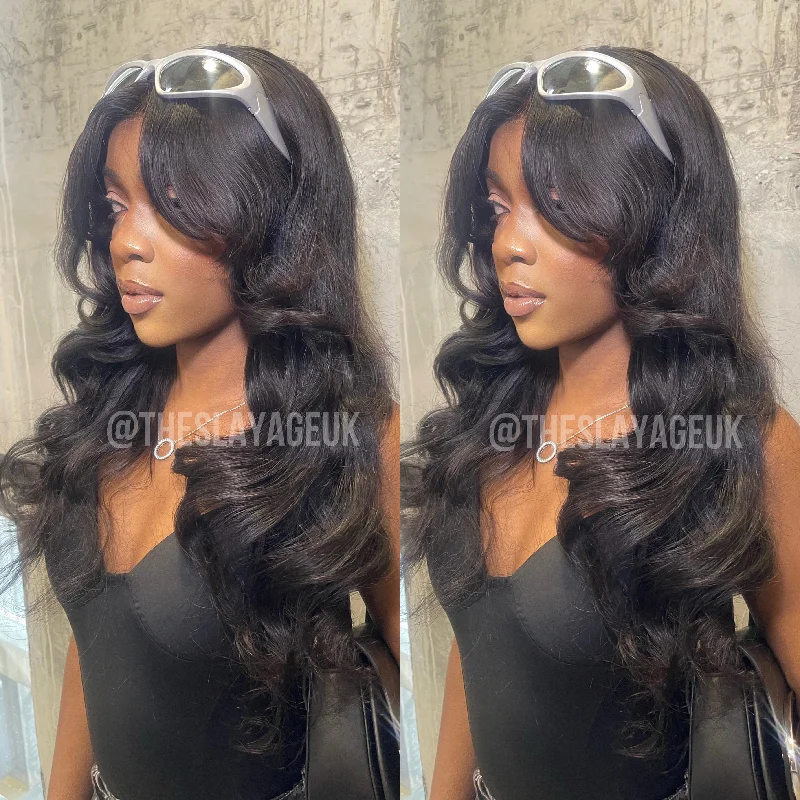 Curly wig with a silk - base cap for a comfortable and smooth feelLILAH UNIT ( GLUELESS WIG)