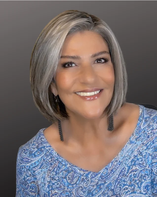 Short wig with a side - swept bang for a sophisticated and flattering styleNarano Wig by Ellen Wille | Synthetic Hair | Petite/Average Cap