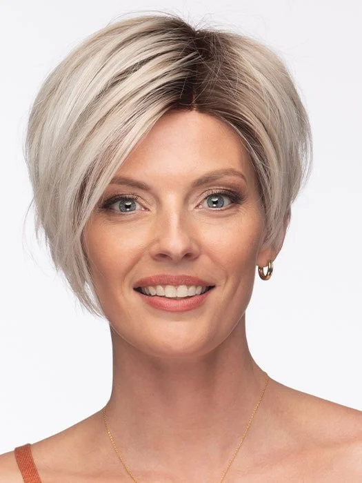 Short wig with a pixie cut for a bold and edgy lookVale | Synthetic Wig (Lace Part)