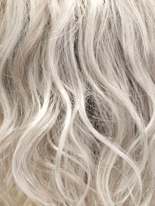 SILVERSUN/RT8 | Iced Blonde with Soft Sand and Golden Brown Roots